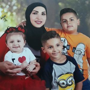 Meet your Posher, Mariam